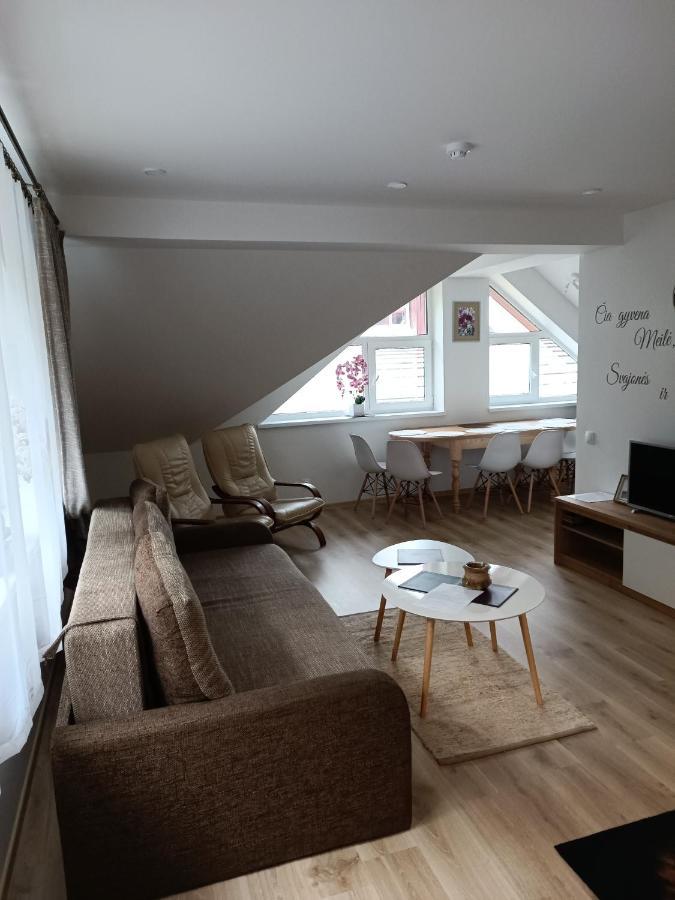 Juodkrantė Liuto Apartamentai מראה חיצוני תמונה